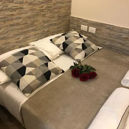 Arco Di Parma Centro Apartamento