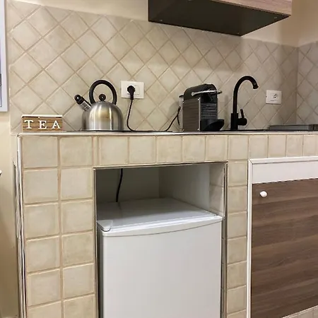 Arco Di Parma Centro * Rome