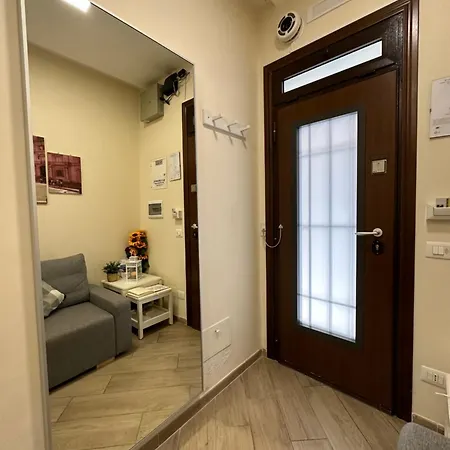 Arco Di Parma Centro * Roma