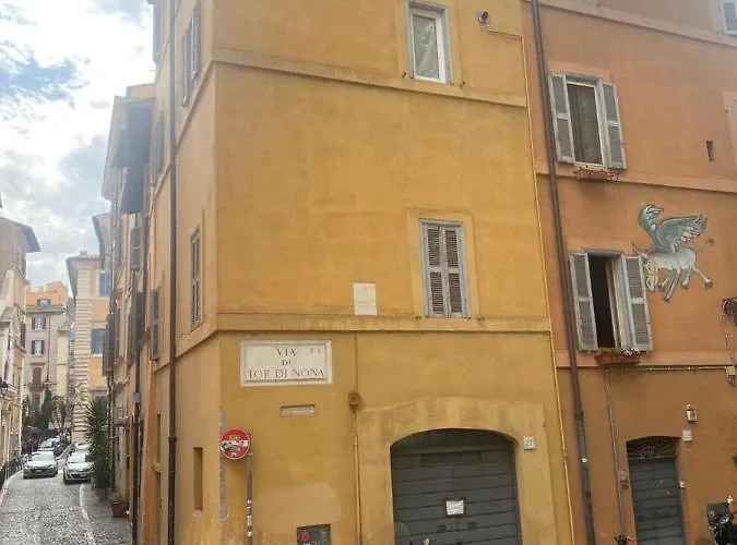 Arco Di Parma Centro Ρώμη